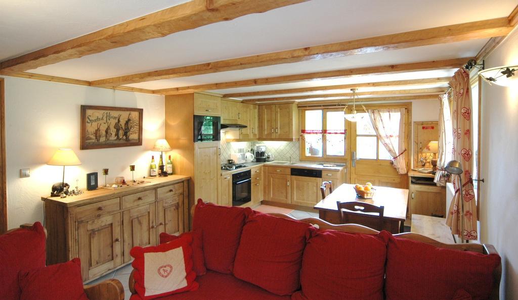 Appart 4 Pers 3 Etoiles Proximite Lac Et Remontees Courchevel Le Praz - Arrayanes Zimmer foto